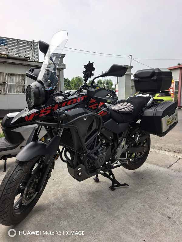 豪爵铃木 DL250