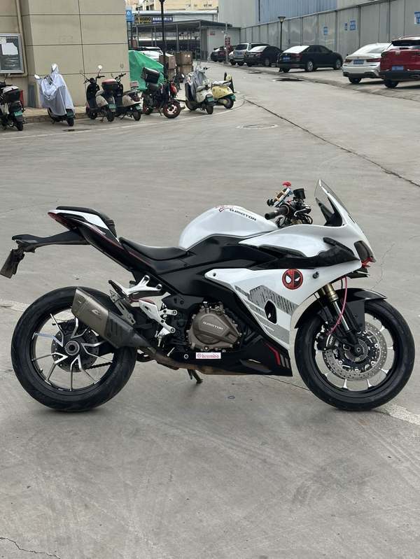 QJMOTOR 赛450