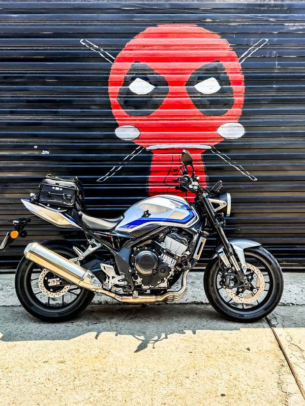 本田 CB500 Super Four