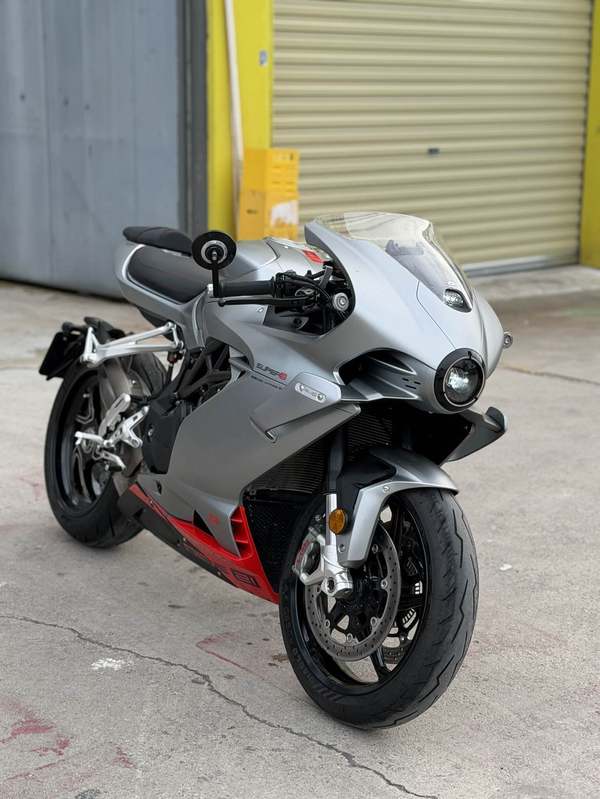 QJMOTOR Super921