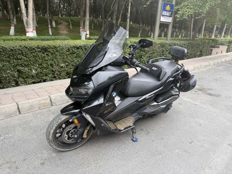 宝马 C 400