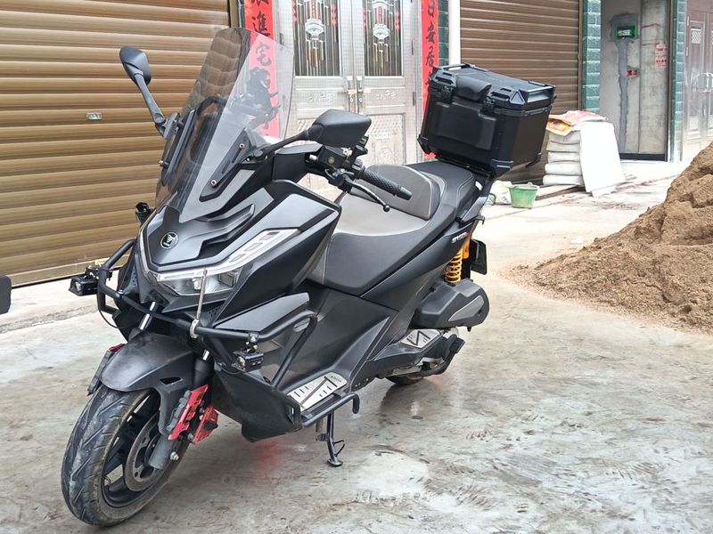 无极 SR250GT