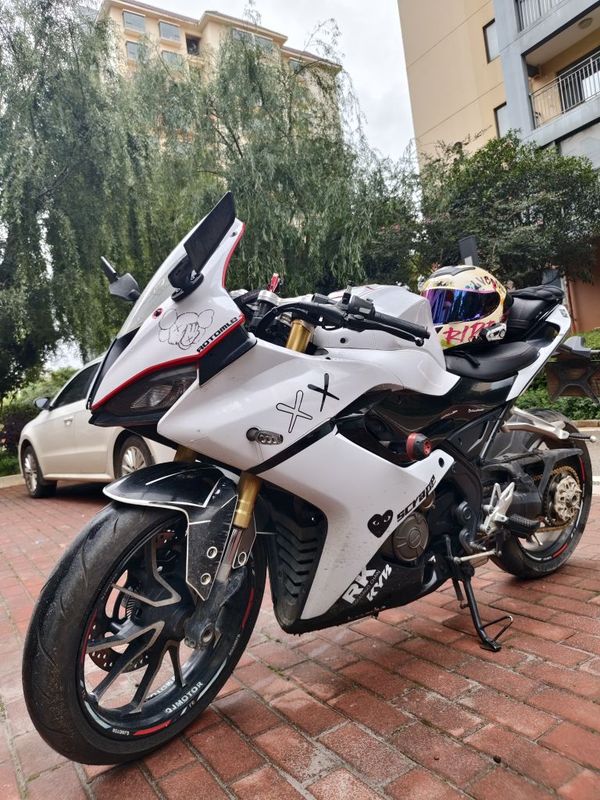 QJMOTOR 赛250