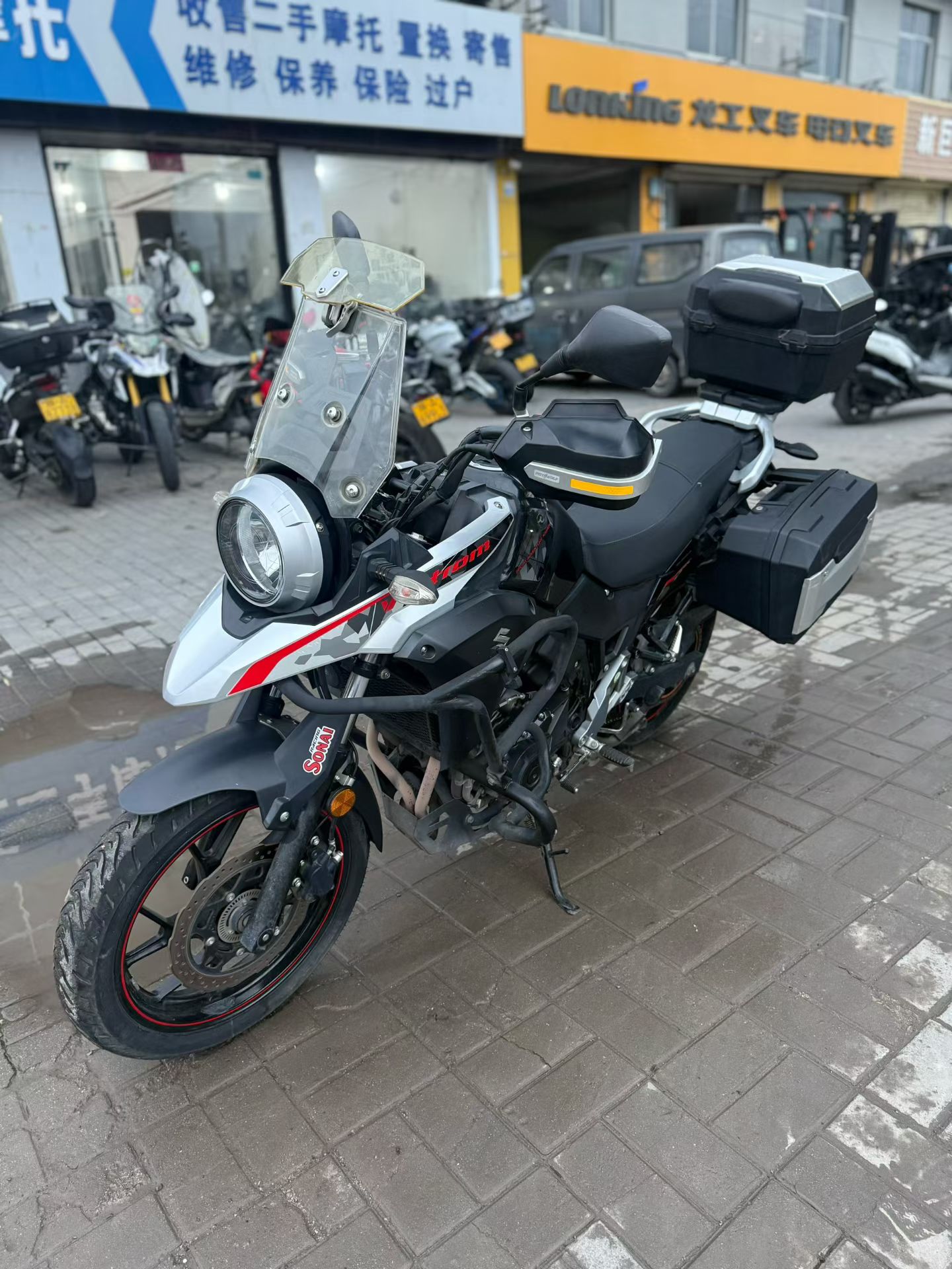 豪爵铃木 DL250