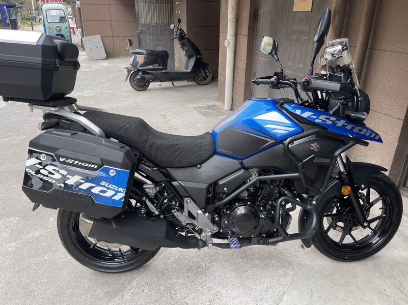 豪爵铃木 DL250