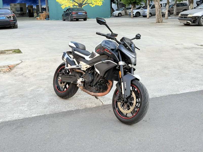 春风 800NK