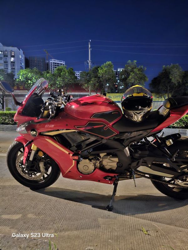 QJMOTOR 赛600
