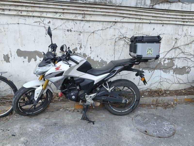 新大洲本田 CBF190R