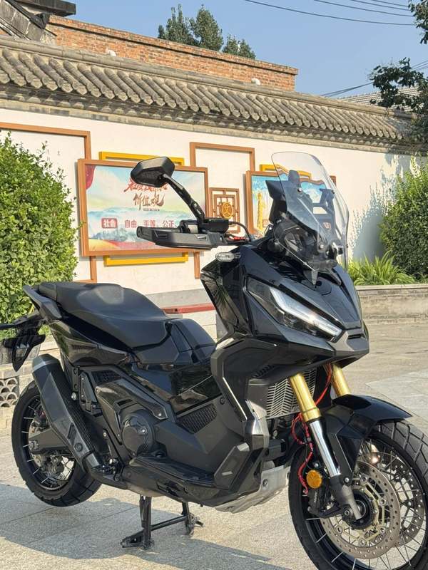 本田DREAMWING X-ADV 750
