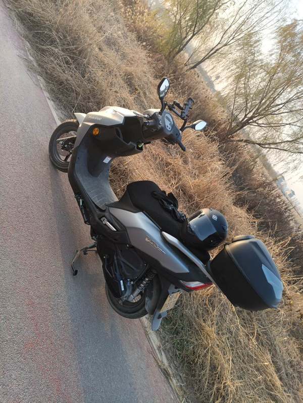 豪爵 虎鲨VX125