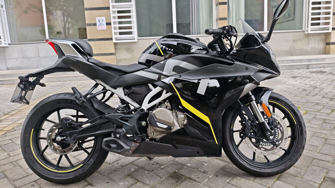 春风 250SR