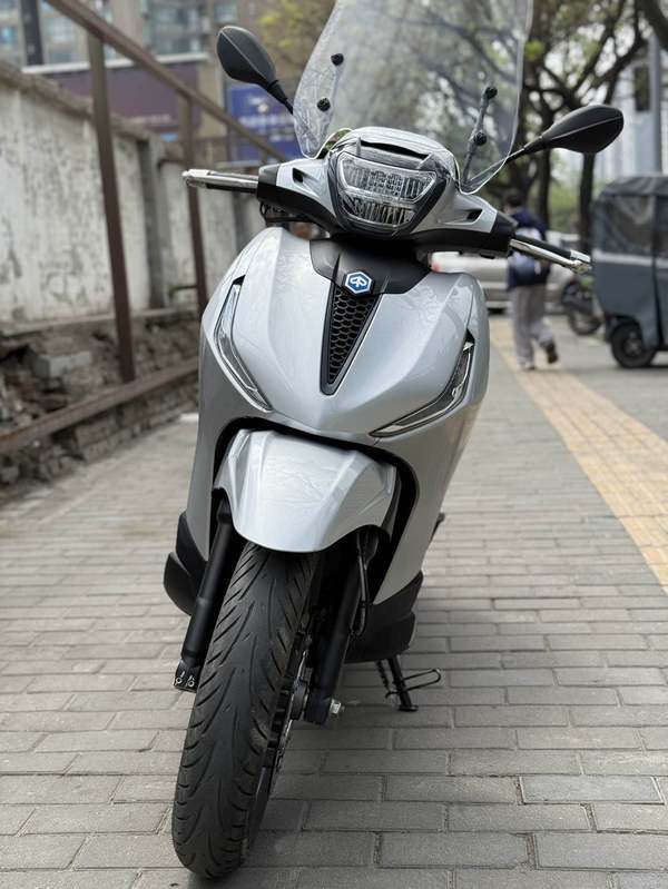 比亚乔 Beverly 400