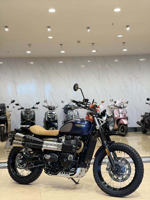 凯旋 Scrambler 900