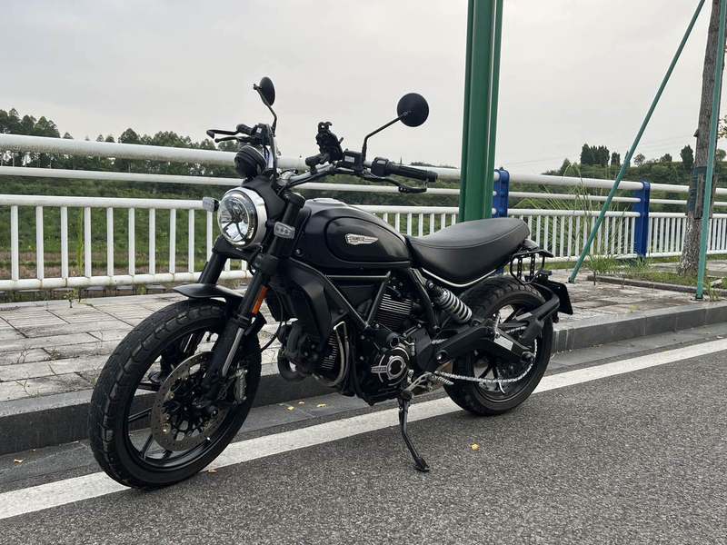 杜卡迪 Scrambler 800