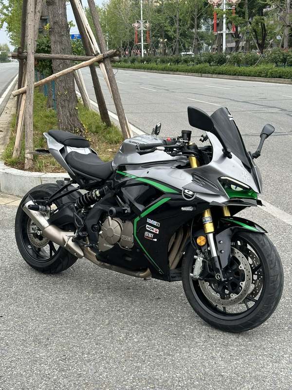 QJMOTOR 赛600