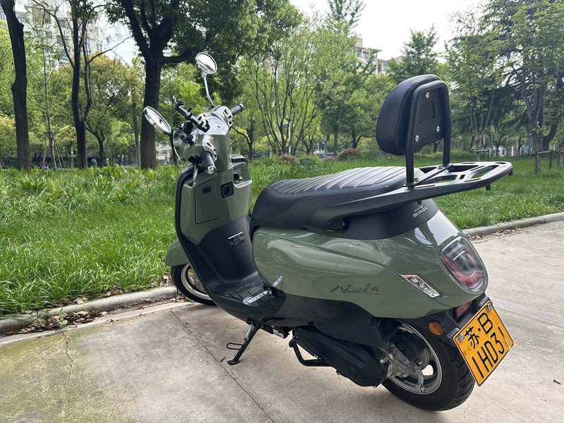 新大洲本田 NS125LA