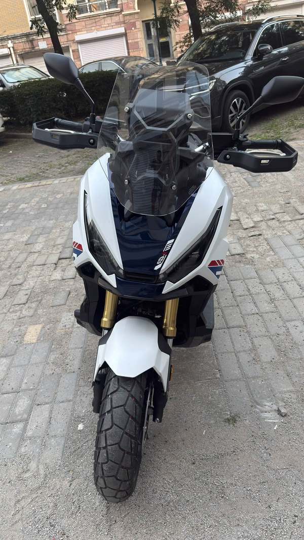 本田DREAMWING X-ADV 750
