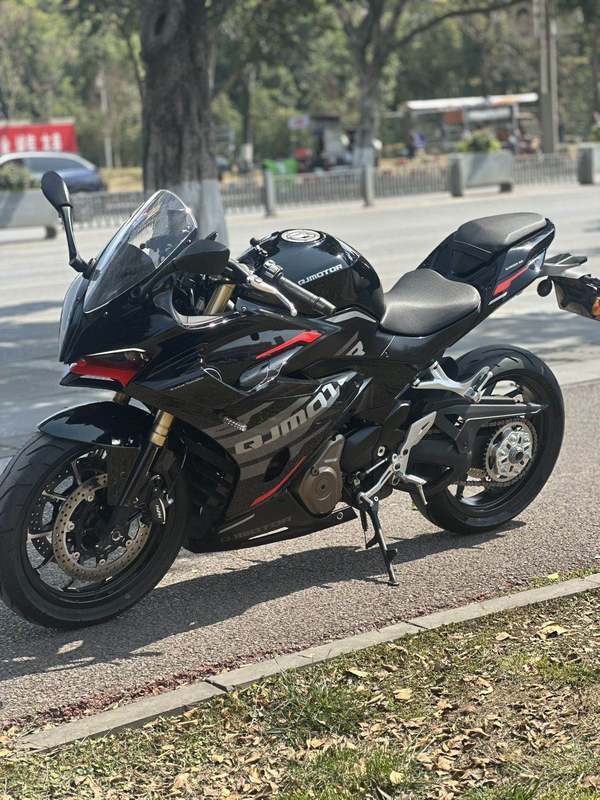 QJMOTOR 赛450