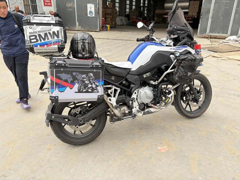 宝马 F 750 GS
