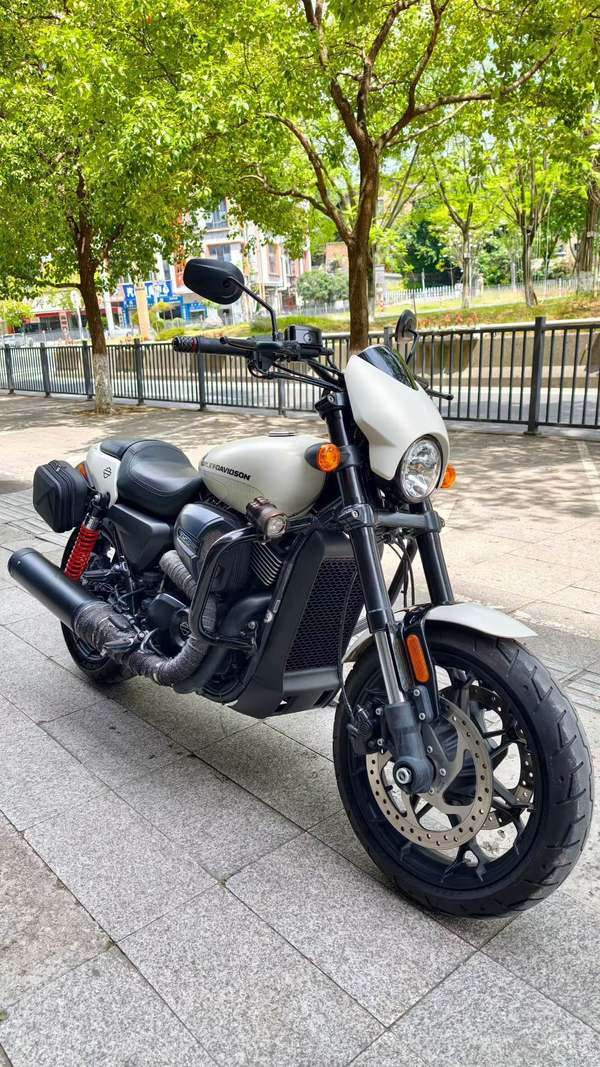 哈雷戴维森 Street 750