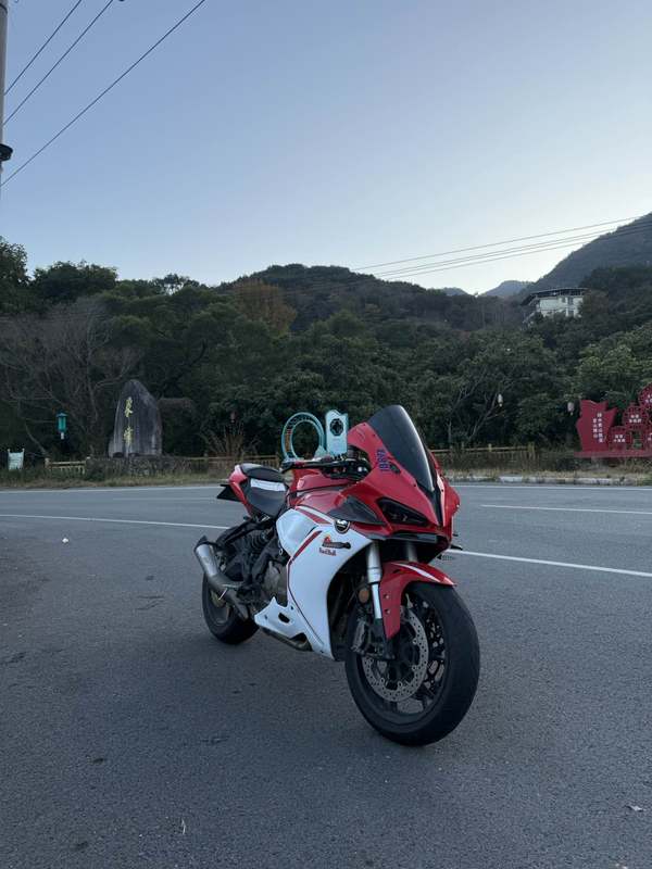 QJMOTOR 赛600