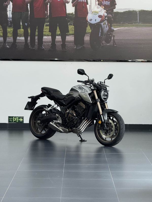 本田DREAMWING CB650R 