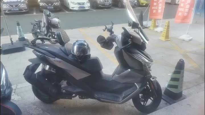 无极 SR250GT