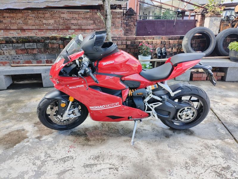 摩枭 500RR