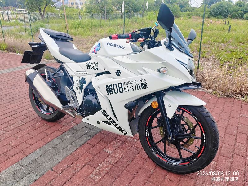 豪爵铃木 GSX250R