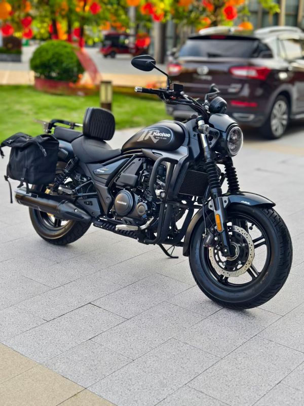 豪爵 TR300