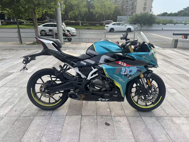 春风 250SR