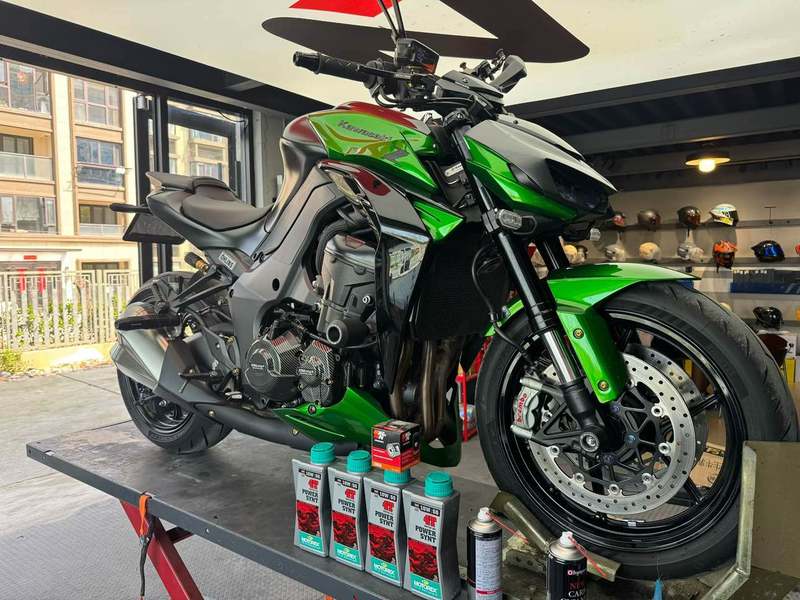 川崎 Z1000
