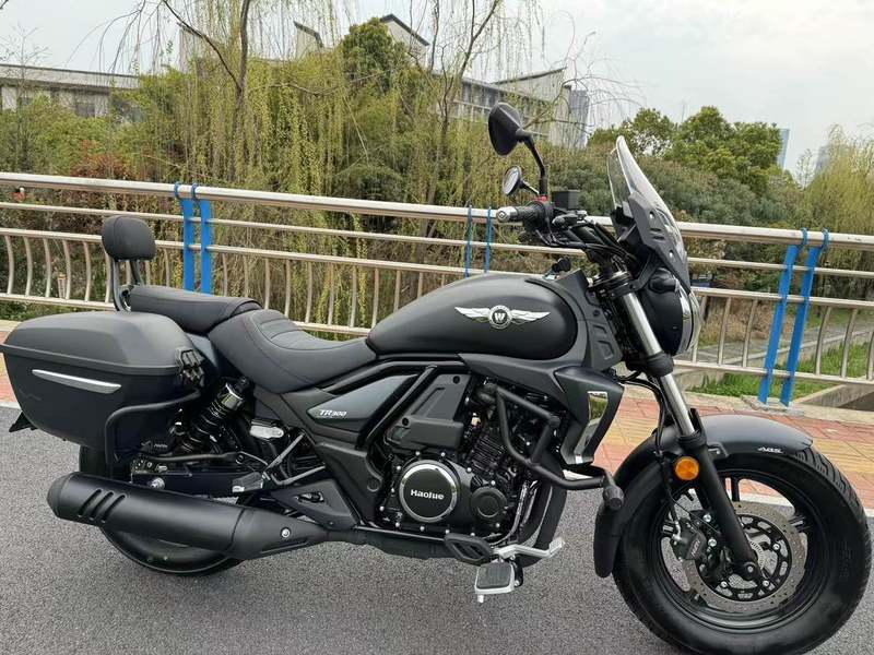 豪爵 TR300