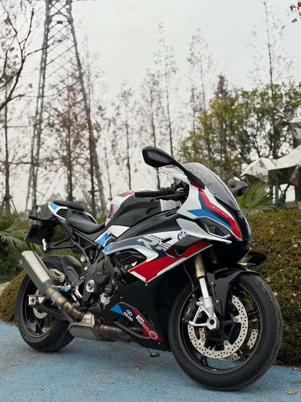 宝马 S 1000 RR
