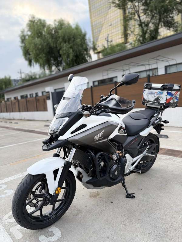 本田DREAMWING NC750X