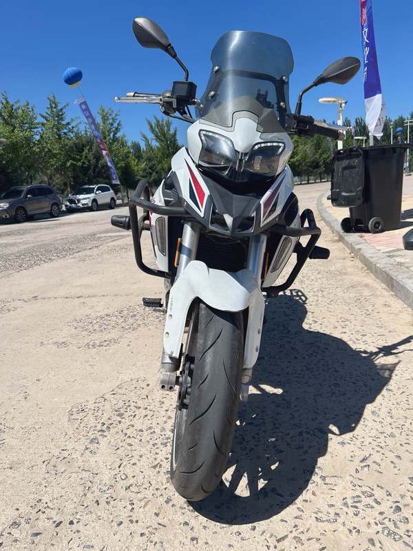 贝纳利 金鹏 TRK251
