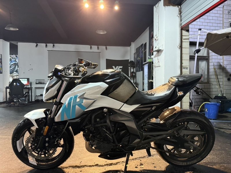 春风 400NK