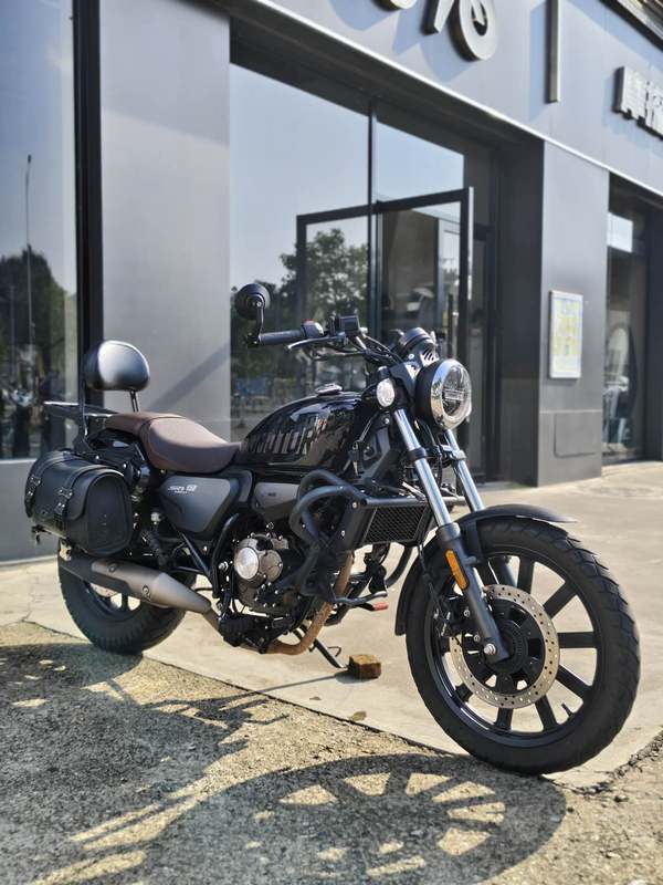 QJMOTOR 闪150