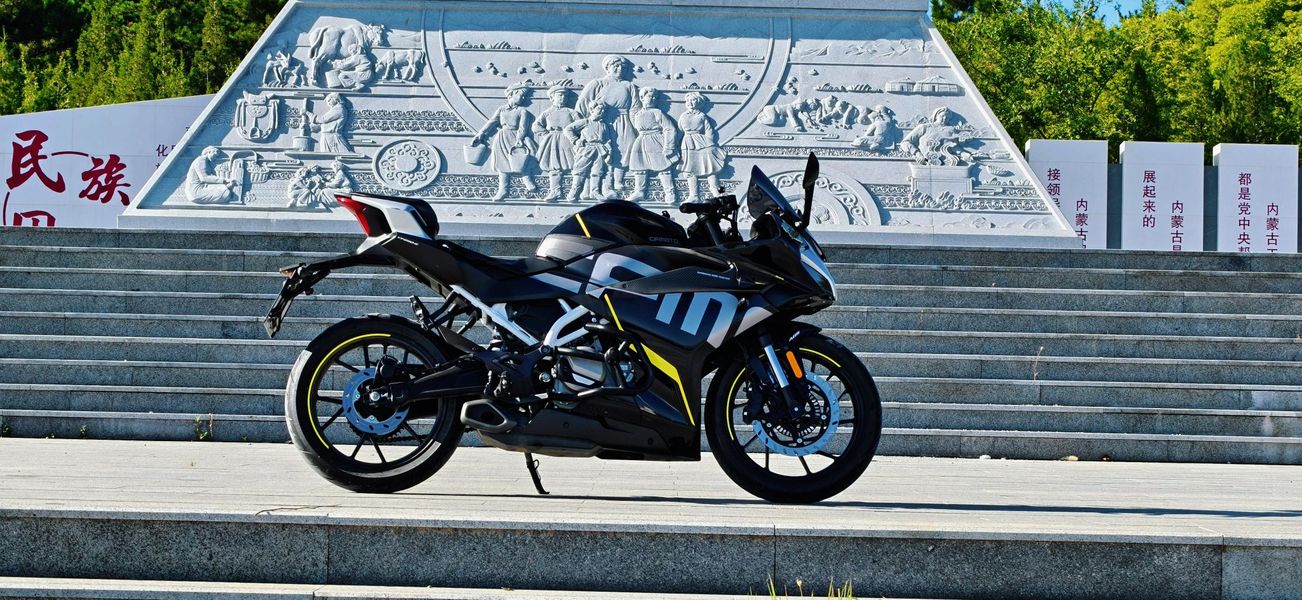 春风 250SR