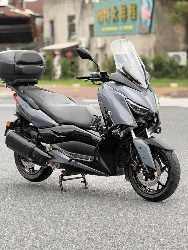 雅马哈 XMAX