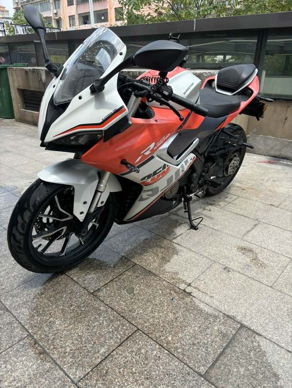 QJMOTOR 赛250