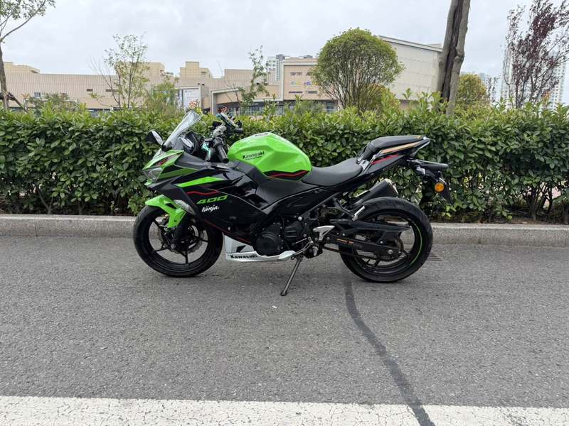 川崎 Ninja 400