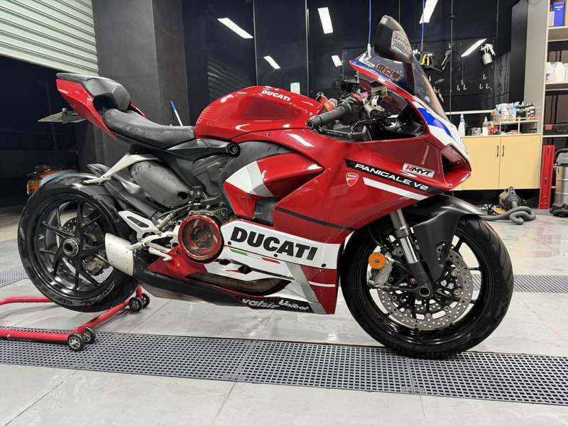 杜卡迪 Panigale V2