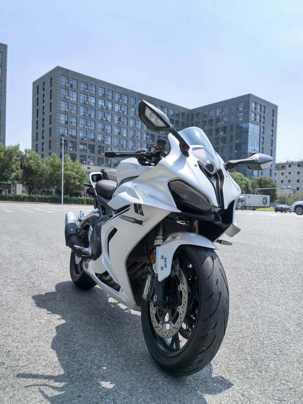 QJMOTOR 赛600