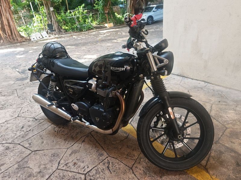 凯旋 Street Twin