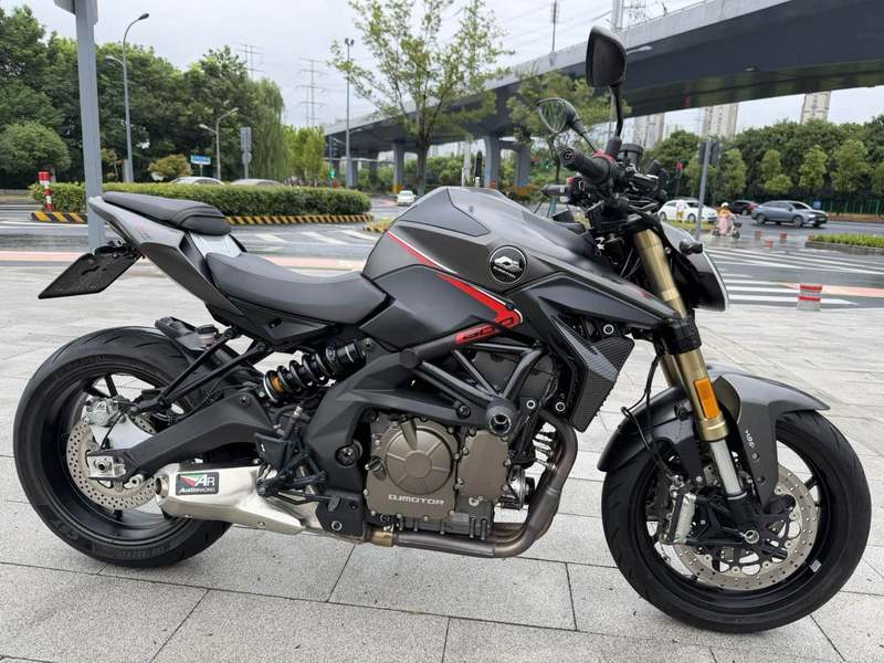 QJMOTOR 追600