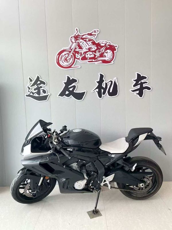 春风 675SR