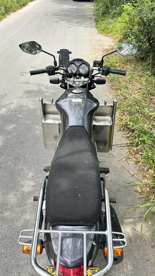 建设雅马哈 天剑动力版 YBR 150 Z