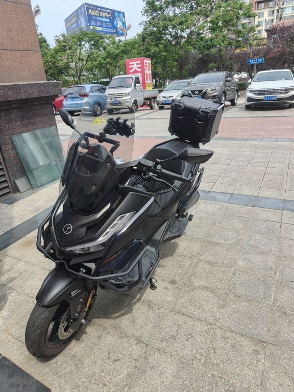无极 SR250GT