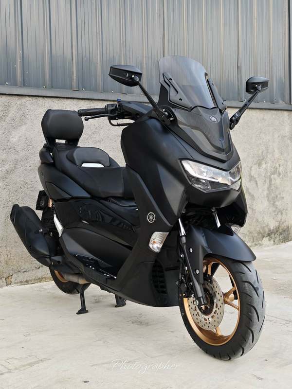 雅马哈 NMAX